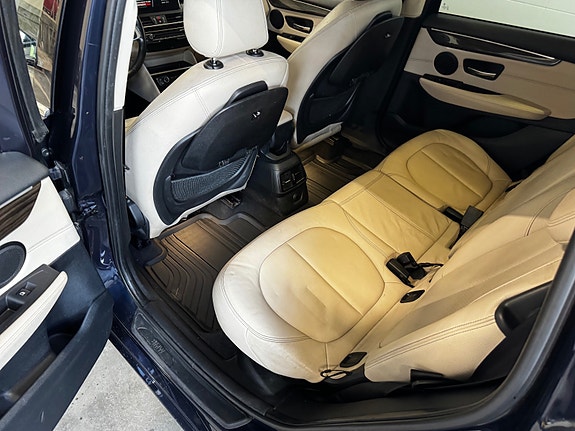 BMW 220d 23 of 30
