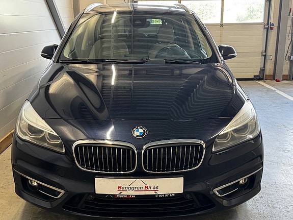 BMW 220d 3 of 30