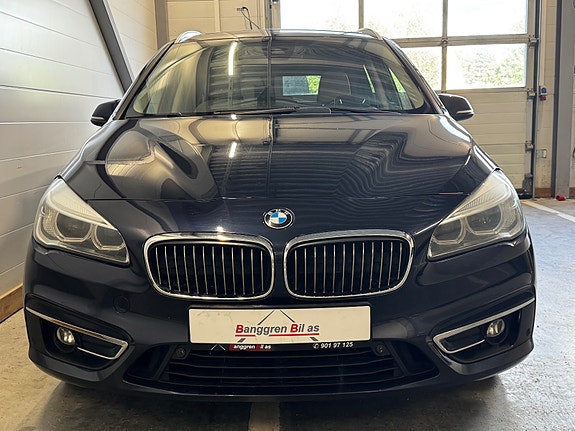 BMW 220d 4 of 30