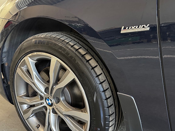 BMW 220d 30 of 30
