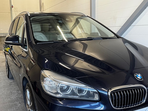 BMW 220d 25 of 30