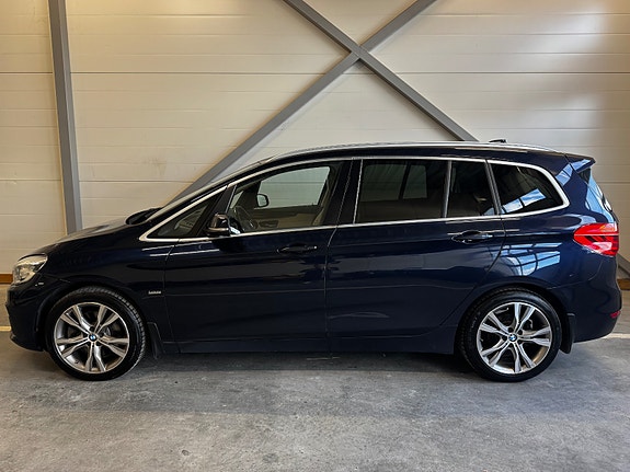 BMW 220d 8 of 30