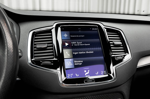 Volvo XC90 30 of 30
