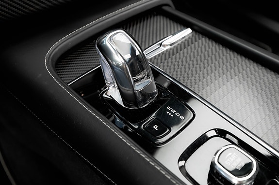 Volvo XC90 28 of 30