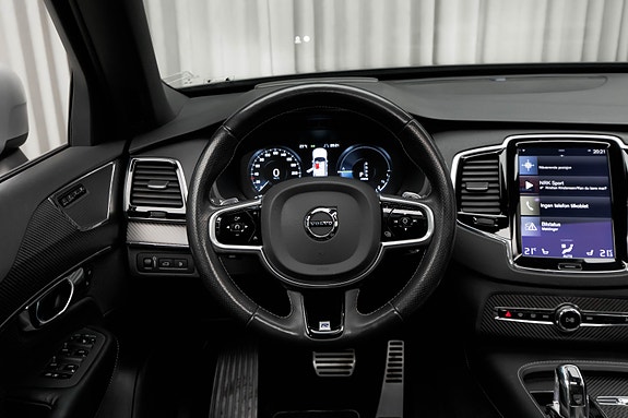 Volvo XC90 23 of 30