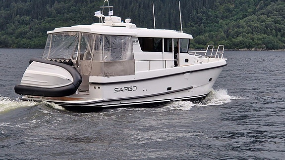 NY - SARGO 33 EXPLORER - BAKDØR - SIDEPORT - TAXIBÅT 28 of 29