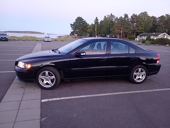 Volvo S60 10 of 27