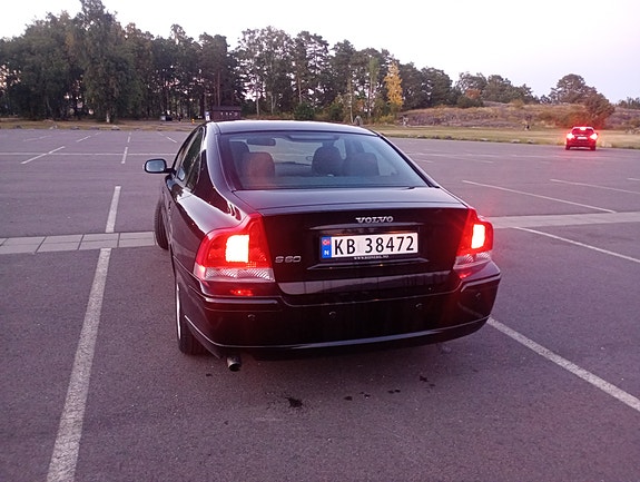 Volvo S60 7 of 27