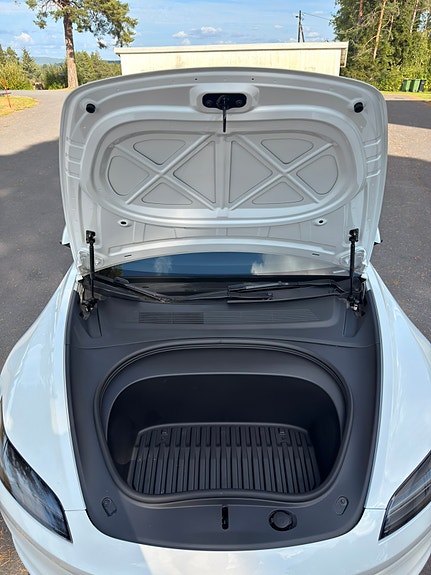 Tesla Model 3 13 of 15