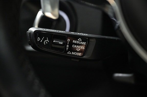Porsche Cayenne Coupe 27 of 30
