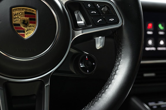 Porsche Cayenne Coupe 28 of 30
