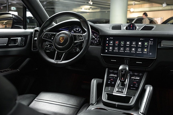 Porsche Cayenne Coupe 29 of 30