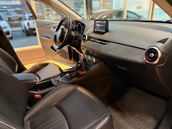 Mazda CX-3 12 of 30