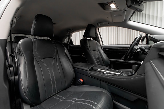 Lexus RX450h 17 of 30