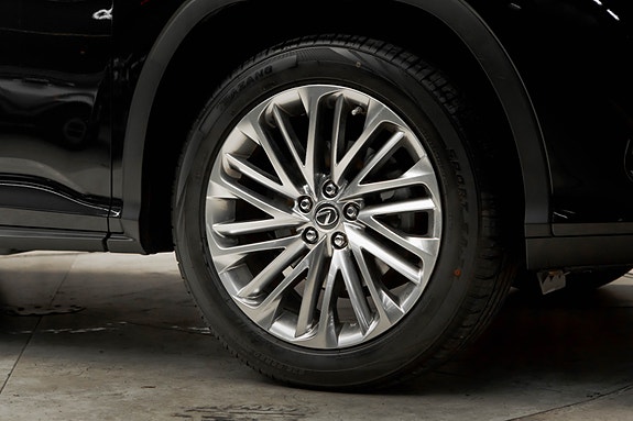 Lexus RX450h 15 of 30
