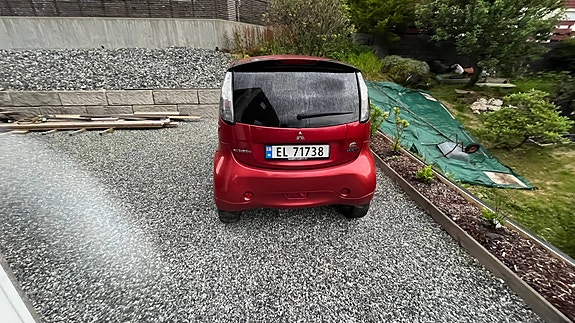 Mitsubishi i-Miev 5 of 19