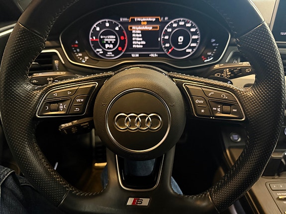 Audi A4 17 of 30