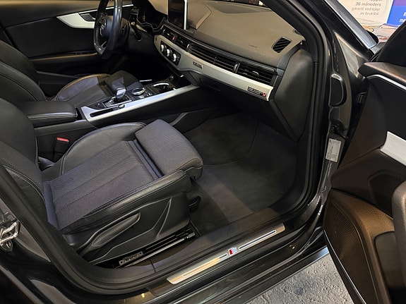 Audi A4 27 of 30