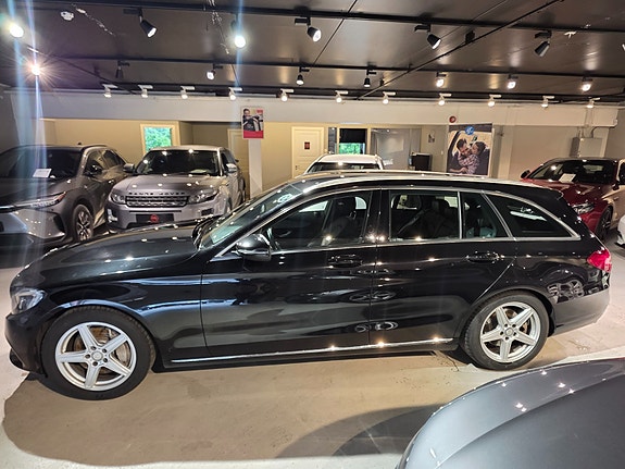 Mercedes-Benz C350 e 2 of 23