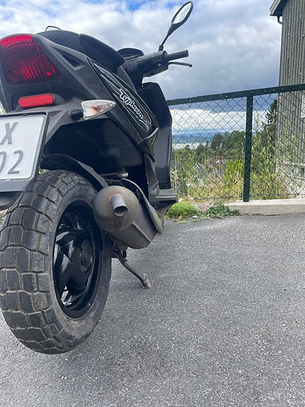 Piaggio Typhon 50 4 of 10
