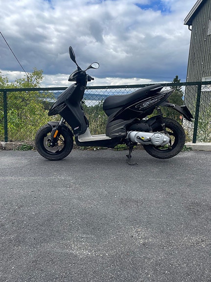 Piaggio Typhon 50 3 of 10