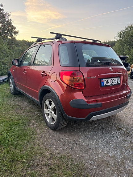 Suzuki SX4 4 of 24