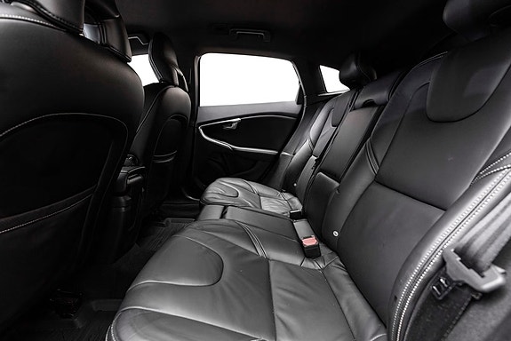 Volvo V40 19 of 22