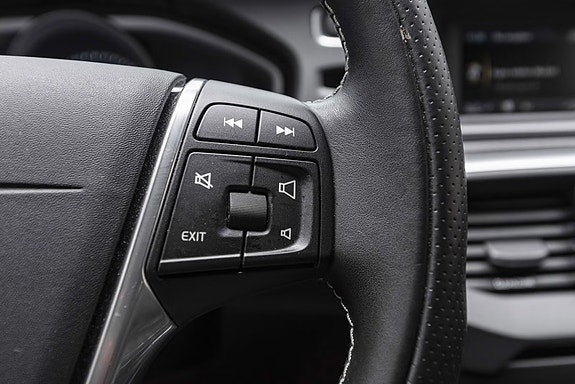 Volvo V40 14 of 22