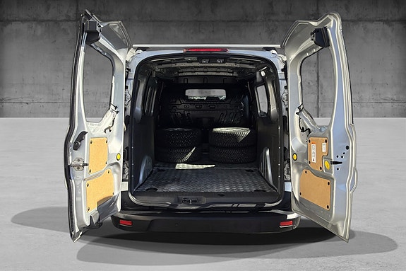 Ford Transit Connect 12 of 12
