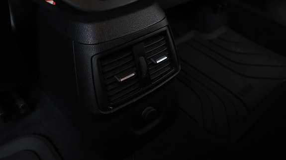 BMW 225xe 21 of 30