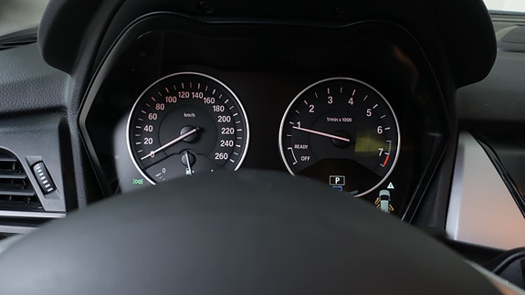 BMW 225xe 19 of 30