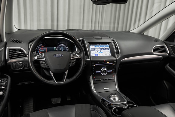 Ford Galaxy 18 of 28