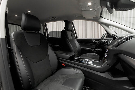 Ford Galaxy 14 of 28