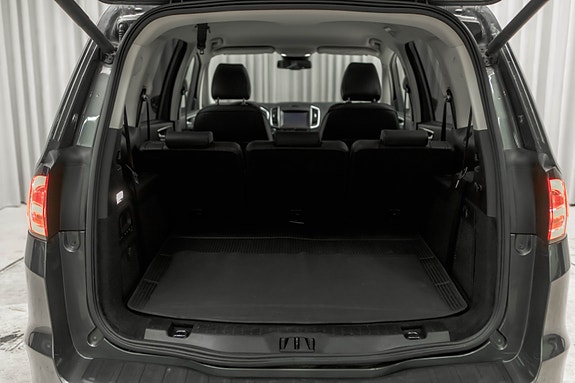 Ford Galaxy 13 of 28