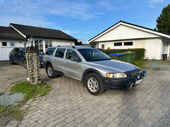 Volvo XC70 7 of 30