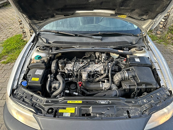 Volvo XC70 14 of 30