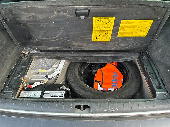 Volvo XC70 26 of 30