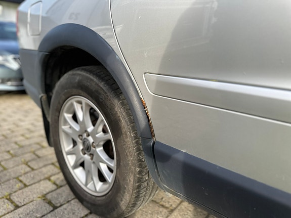 Volvo XC70 11 of 30
