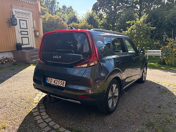Kia e-Soul 7 of 30