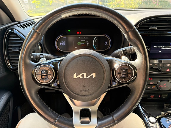 Kia e-Soul 15 of 30