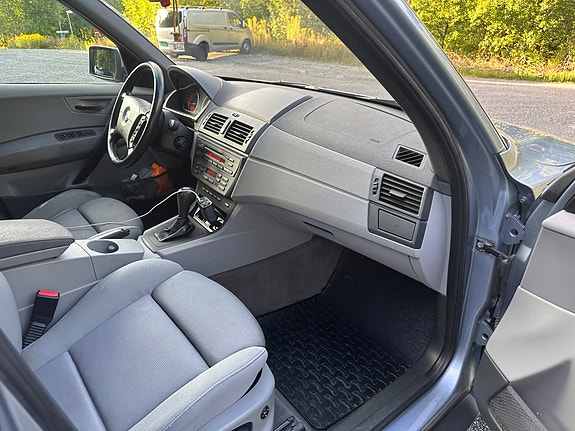 BMW X3 13 of 20