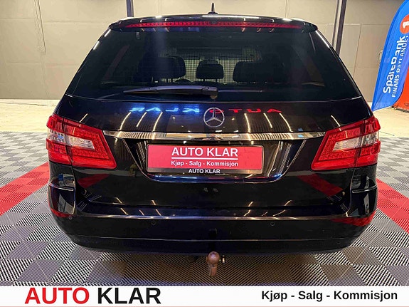 Mercedes-Benz E250 6 of 30