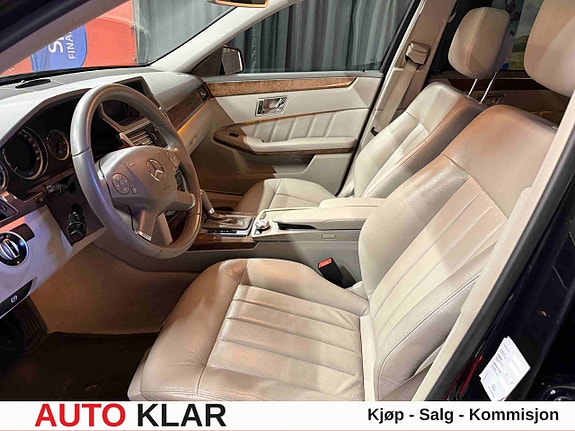 Mercedes-Benz E250 28 of 30
