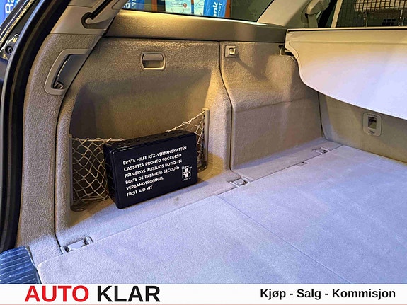 Mercedes-Benz E250 16 of 30