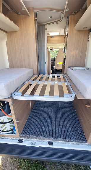 Adria Twin 600 STP 29 of 30