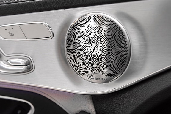 Mercedes-Benz C63 24 of 28
