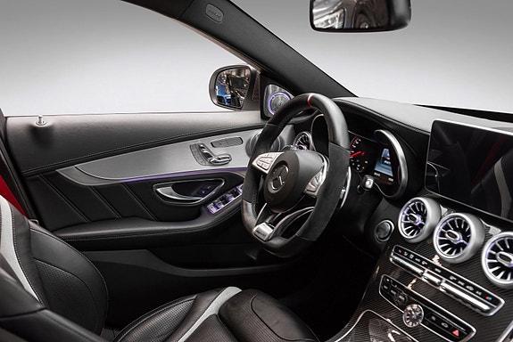Mercedes-Benz C63 28 of 28