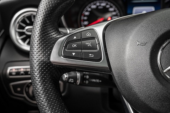 Mercedes-Benz GLC 18 of 30