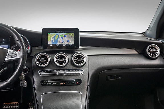 Mercedes-Benz GLC 21 of 30