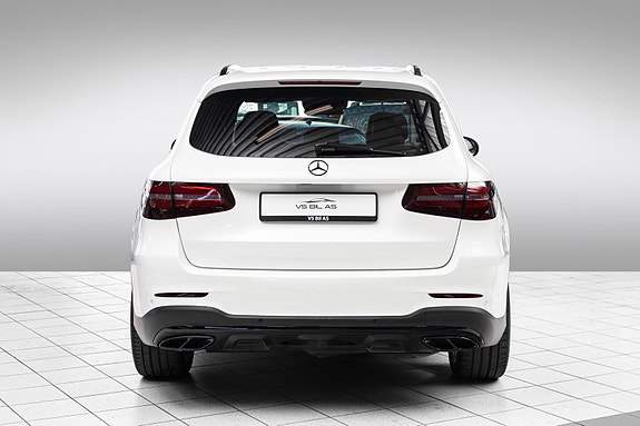 Mercedes-Benz GLC 9 of 30